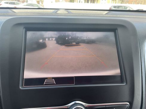 Used 2022 Chevrolet Equinox LS AWD/4WD image 19