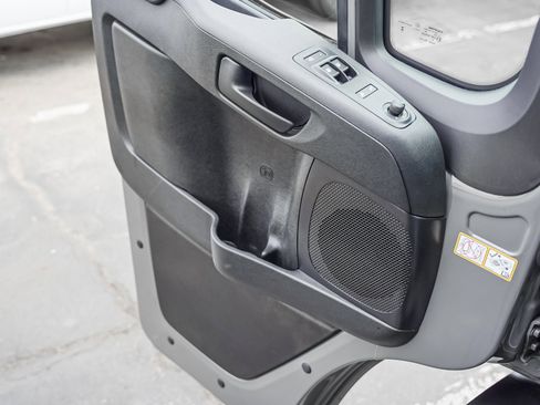 Used 2025 RAM ProMaster 2500 w/ Convenience Group FWD image 24