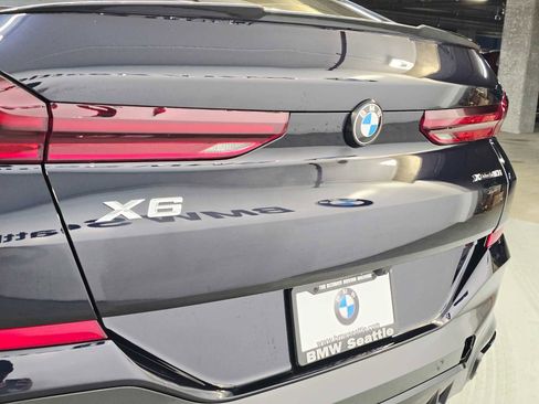 New 2026 BMW X6 xDrive40i image 7