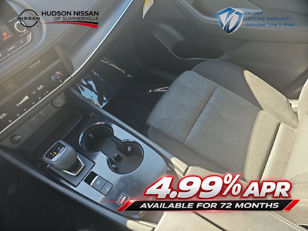 Used 2026 Nissan Rogue SV FWD image 26