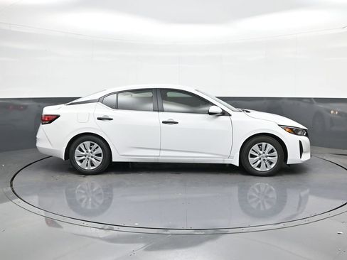 New 2025 Nissan Sentra S image 8