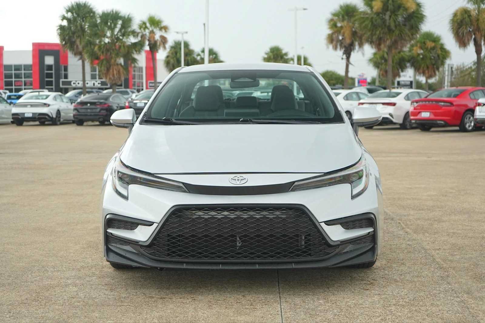 Used 2024 Toyota Corolla SE FWD image 6