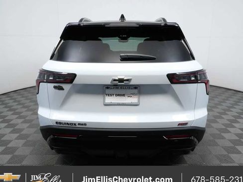 New 2026 Chevrolet Equinox RS w/ Convenience Package III AWD/4WD image 26