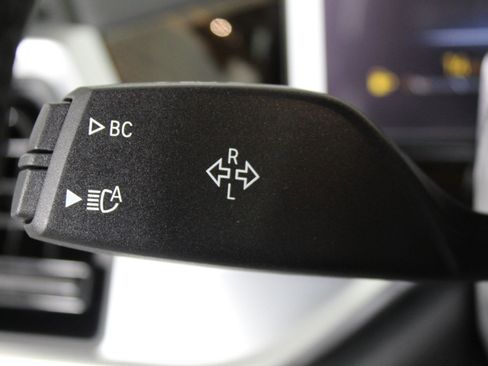 New 2026 BMW X5 xDrive40i w/ M Sport Package image 28