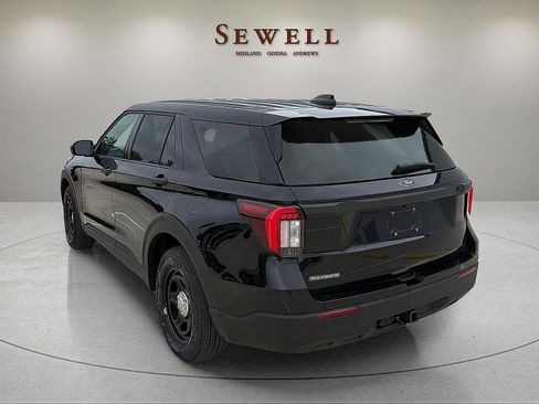 New 2026 Ford Explorer 4WD Police Interceptor image 3