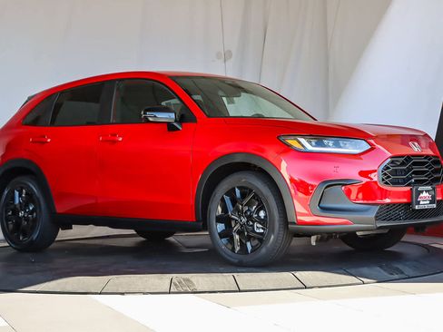 New 2025 Honda HR-V Sport image 3