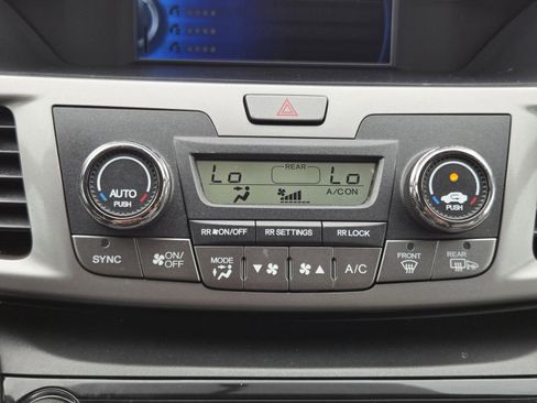 Used 2016 Honda Odyssey SE image 15