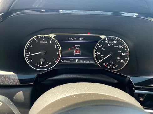 Used 2025 Nissan Pathfinder Rock Creek AWD/4WD image 13