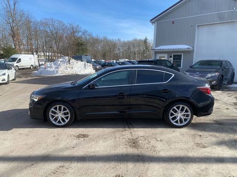 Used 2019 Acura ILX image 9