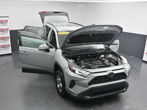 Used 2023 Toyota RAV4 XLE image 40