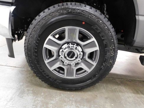 New 2026 Ford F350 Lariat image 11