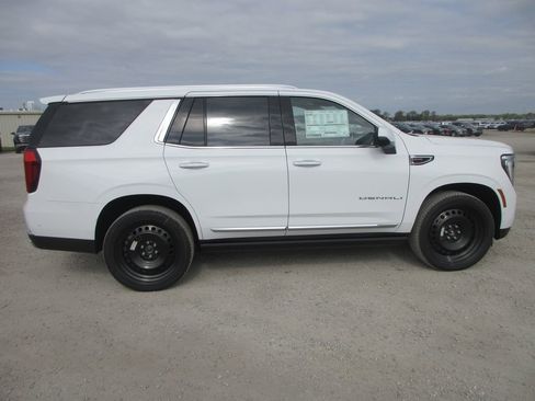 New 2026 GMC Yukon Denali image 3