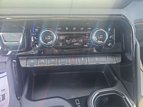 New 2026 GMC Sierra 1500 AT4 image 18