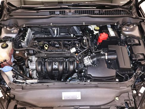 Used 2013 Ford Fusion SE FWD image 34