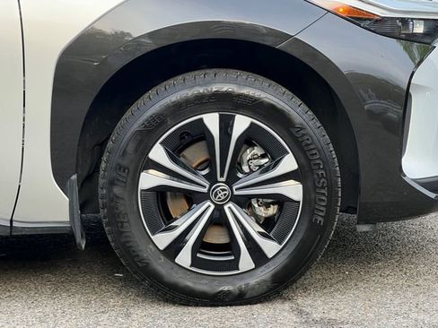 Used 2024 Toyota bZ4X XLE w/ Weather Package image 9