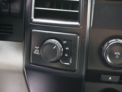 Used 2018 Ford F150 XL w/ Equipment Group 101A Mid image 18