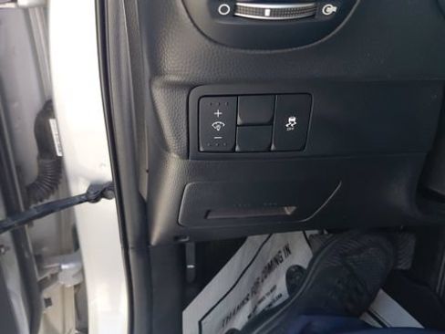 Used 2016 Kia Soul FWD image 16
