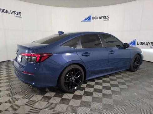 Used 2025 Honda Civic Sport image 5