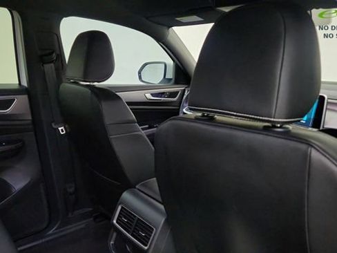 Used 2026 Volkswagen Atlas Cross Sport SE AWD/4WD image 42