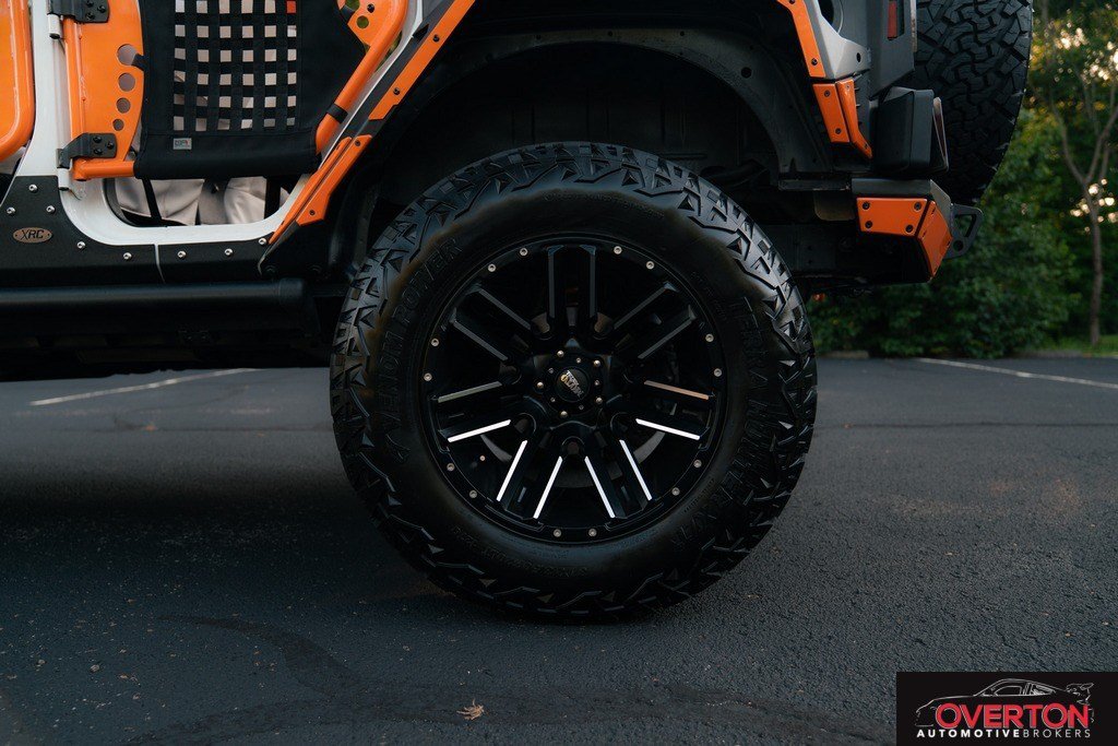 Used 2018 Jeep Wrangler Unlimited Sport S AWD/4WD image 39