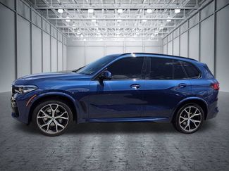 Used 2022 BMW X5 sDrive40i w/ M Sport Package RWD video 2