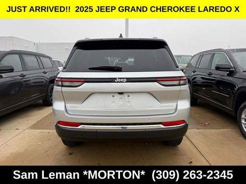 New 2025 Jeep Grand Cherokee Laredo X image 12