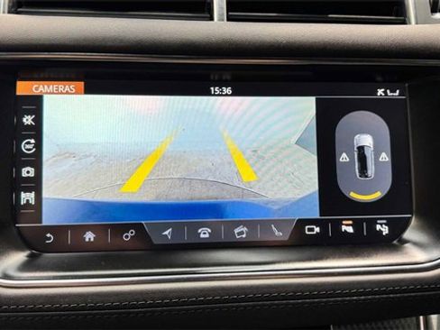 Used 2017 Land Rover Range Rover Sport SVR image 33