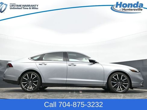 Used 2025 Honda Accord Touring image 46