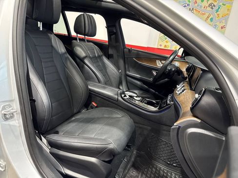 Used 2017 Mercedes-Benz E 400 4MATIC Wagon image 69