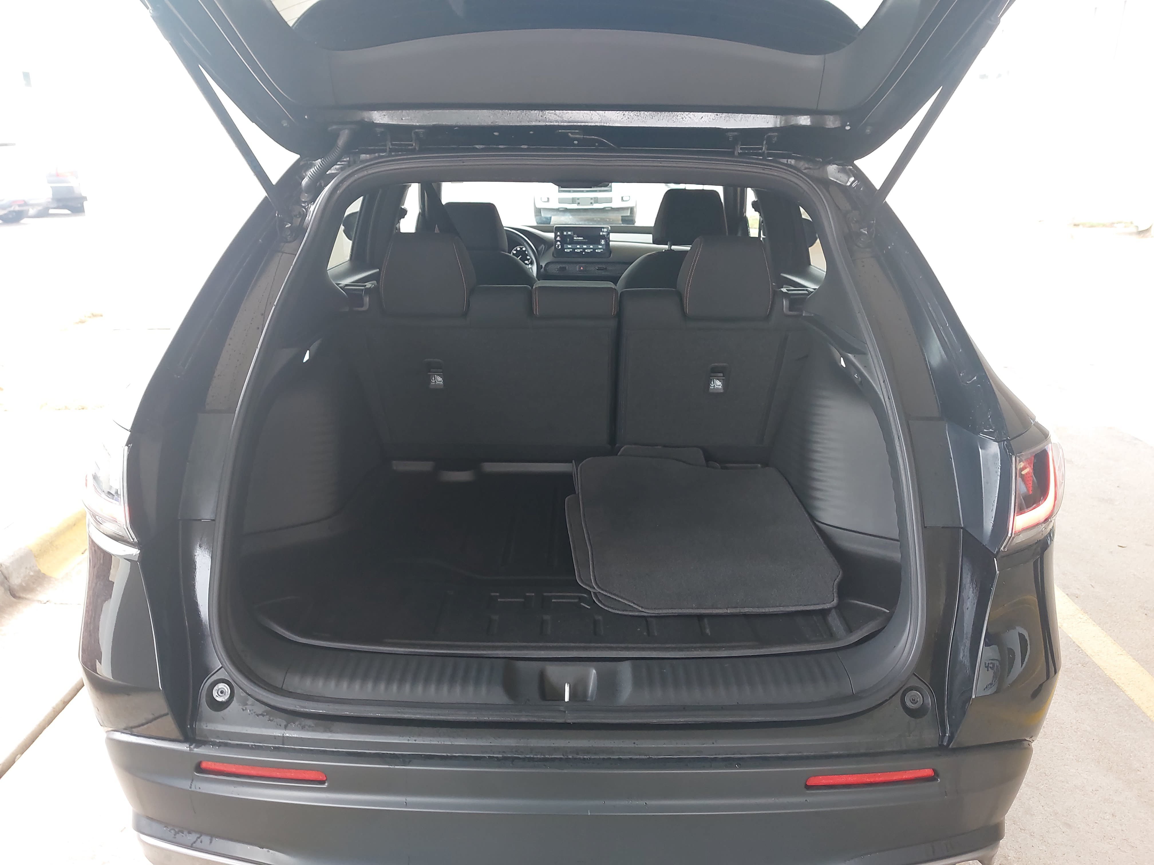 Used 2026 Honda HR-V Sport image 13