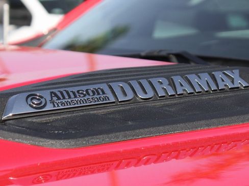 Used 2022 Chevrolet Silverado 2500 LT w/ Convenience Package image 47