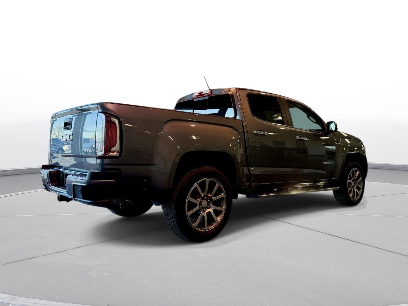 Used 2019 GMC Canyon Denali AWD/4WD image 13