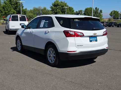 Used 2020 Chevrolet Equinox LS FWD image 12