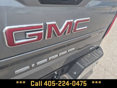 Used 2025 GMC Sierra 1500 SLT w/ SLT Premium Plus Package AWD/4WD image 17