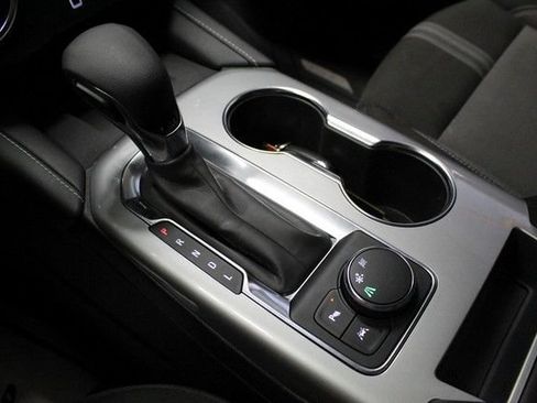 Certified 2024 Chevrolet Blazer LT w/ Convenience Package FWD image 28