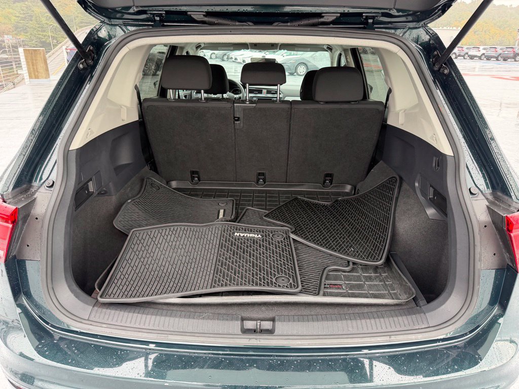 Used 2019 Volkswagen Tiguan S w/ Driver Assistance Package AWD/4WD image 10