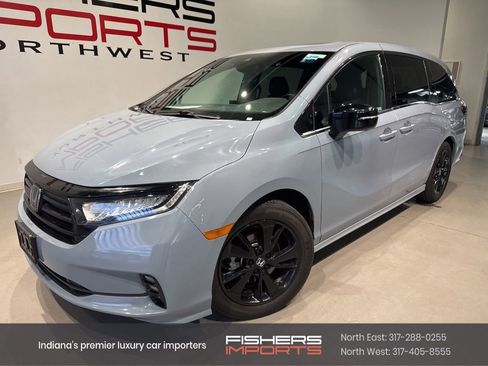 Used 2024 Honda Odyssey Sport image 1