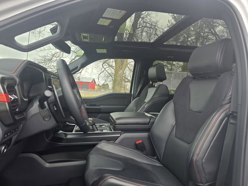 Used 2024 Ford F150 Raptor image 11