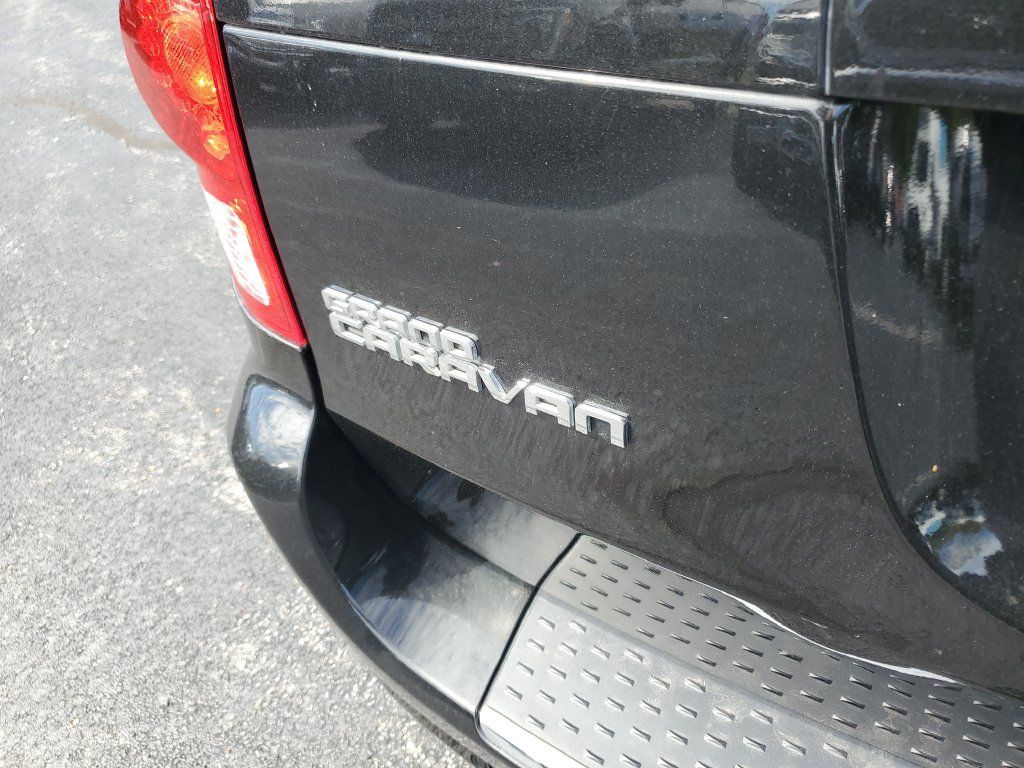 Certified 2016 Dodge Grand Caravan R/T w/ Mopar Premium Addition Group FWD image 7