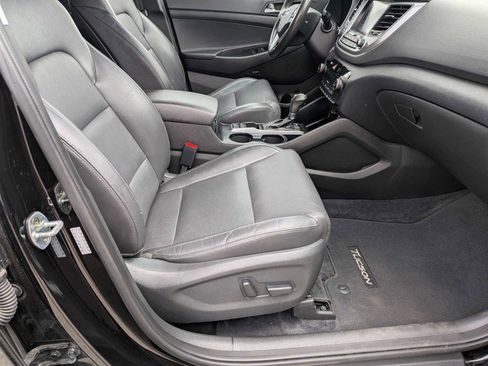 Used 2017 Hyundai Tucson Limited w/ Cargo Package AWD/4WD image 18