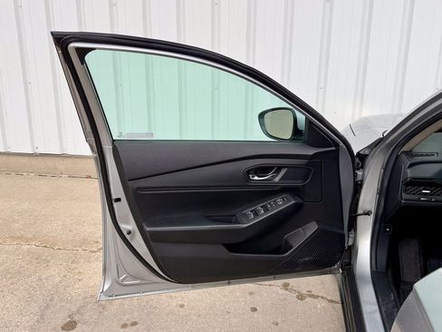 Used 2024 Honda Accord EX image 13