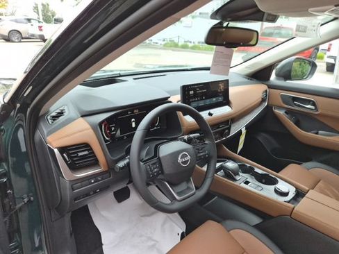 New 2026 Nissan Rogue Platinum AWD/4WD image 15