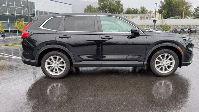 Used 2023 Honda CR-V EX image 2