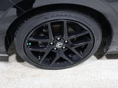 Used 2023 Honda Civic Sport image 7