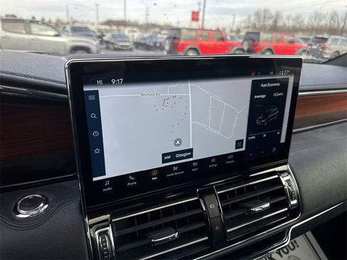 Used 2022 Lincoln Navigator Reserve w/ Equipment Group 201A image 18