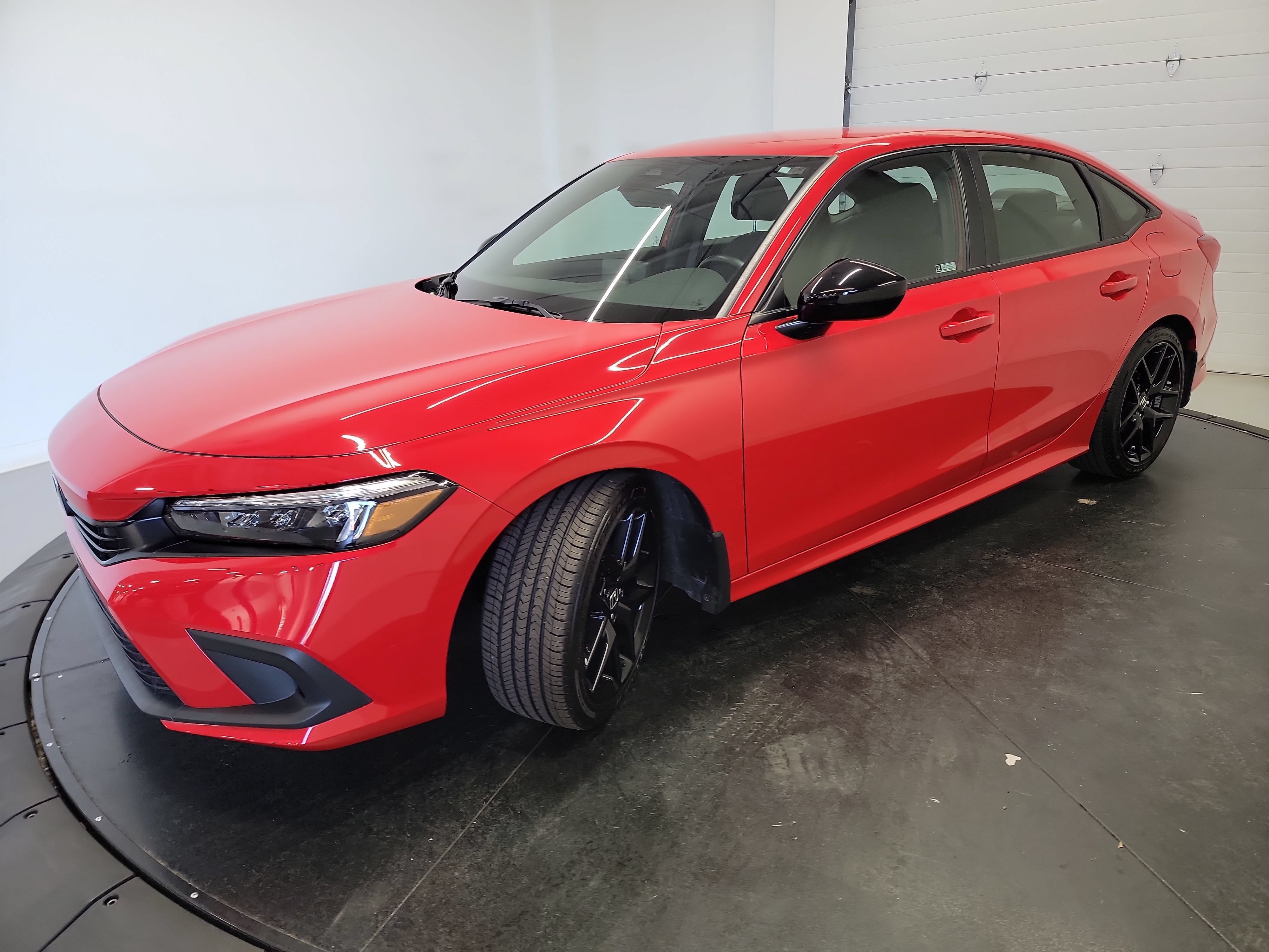 Used 2024 Honda Civic Sport image 3