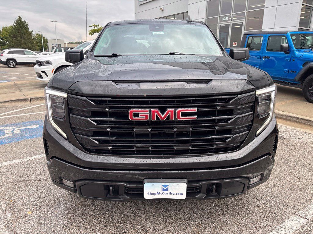 Used 2024 GMC Sierra 1500 Elevation AWD/4WD image 3