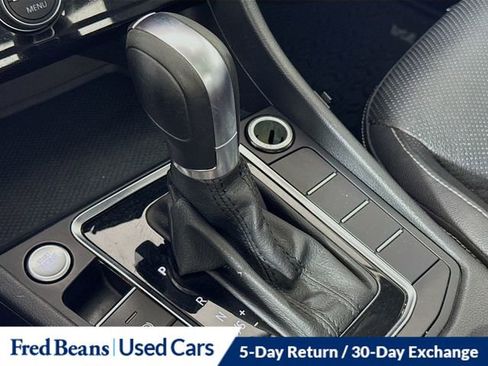 Used 2019 Volkswagen Jetta SEL Premium FWD image 19