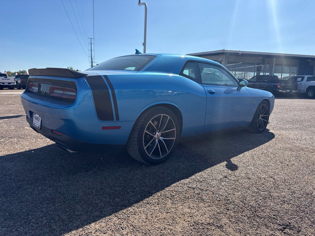 Used 2018 Dodge Challenger R/T Scat Pack RWD image 12