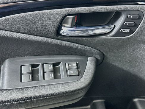 Used 2021 Honda Pilot Touring image 15